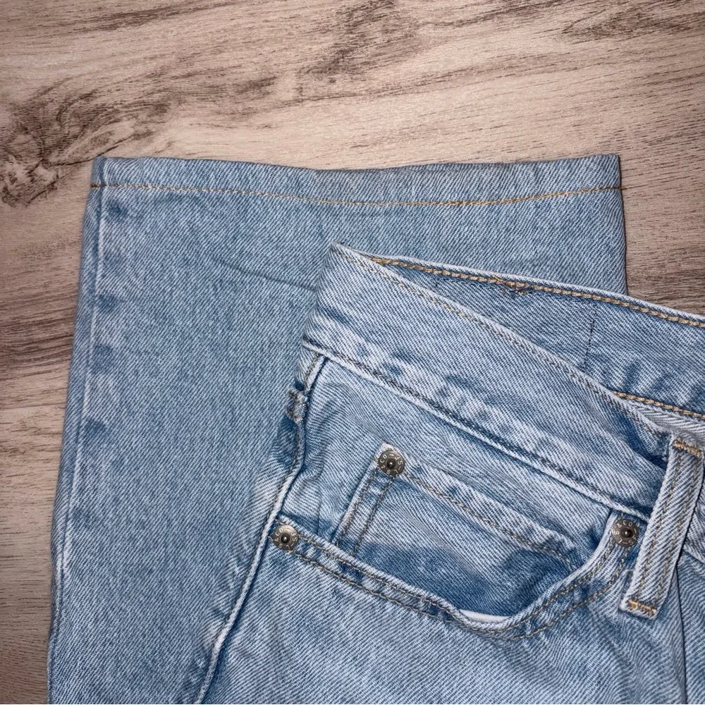LEVI’S ‘94 Baggy light wash - Picture 8 of 9